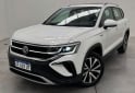 Autos - Volkswagen Taos Highline 2022 Nafta 40000Km - En Venta