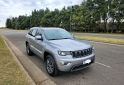 Camionetas - Jeep Grand cherokee 2017 Nafta 132000Km - En Venta