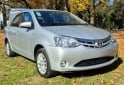 Autos - Toyota ETIOS XLS 2016 Nafta 83000Km - En Venta