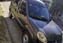 Utilitarios - Renault 1.6 confort 5 asientos 2014 Nafta 140000Km - En Venta