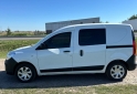 Utilitarios - Renault Kangoo 2023 Nafta 115000Km - En Venta