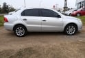 Autos - Volkswagen Voyage 2011 Nafta 118000Km - En Venta