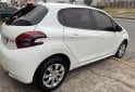 Autos - Peugeot 208 2016 Nafta 112000Km - En Venta