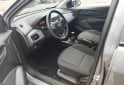 Autos - Chevrolet ONIX LT CON PANTALLA 2016 Nafta 98000Km - En Venta
