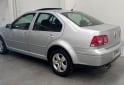 Autos - Volkswagen Bora 2.0 2009 Nafta 203000Km - En Venta