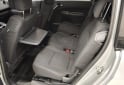 Autos - Peugeot 7 asientos 2014 Nafta 192000Km - En Venta