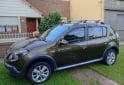 Autos - Renault Sandero Stepway confort 2014 Nafta 136000Km - En Venta