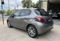 Autos - Peugeot 208 2017 Nafta 105000Km - En Venta
