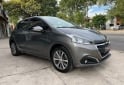 Autos - Peugeot 208 2017 Nafta 105000Km - En Venta