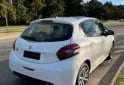 Autos - Peugeot 208 2017 Nafta 93500Km - En Venta