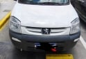 Utilitarios - Peugeot Partner 2017 Diesel 159000Km - En Venta
