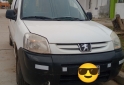 Utilitarios - Peugeot PARTNER 2012 Nafta 194000Km - En Venta