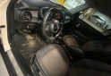 Autos - Mini Sedan 5 puertas 2019 Nafta 57000Km - En Venta