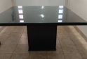Hogar - Mesa cuadrada de madera y vidrio con cajonera - En Venta