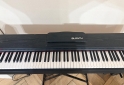 Instrumentos Musicales - Piano Digital 88 Teclas Sensitivas Blanth Bl180 con soporte - En Venta