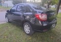 Autos - Renault logan 2015 GNC 140000Km - En Venta