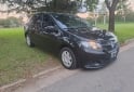 Autos - Renault logan 2015 GNC 140000Km - En Venta