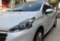 Autos - Peugeot 208 2019 Nafta 77000Km - En Venta