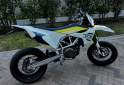 Motos - Husqvarna 701 supermoto 2018 Nafta 14000Km - En Venta