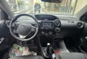 Autos - Toyota Etios 2015 Nafta 137000Km - En Venta