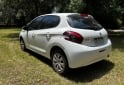 Autos - Peugeot 208 2019 Nafta 80000Km - En Venta
