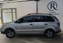 Autos - Volkswagen SURAN 1.6 2009 GNC 199400Km - En Venta