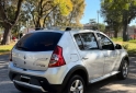 Autos - Renault SANDERO 2010 Nafta 146000Km - En Venta