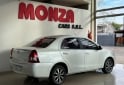 Autos - Toyota Etios Platinum 2017 Nafta 100000Km - En Venta