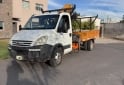 Camiones y Grúas - Iveco daily 2012 con Grua AXXION 3.2 Tn - En Venta