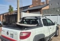 Camionetas - Fiat strada adventure 2016 Nafta 98500Km - En Venta