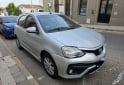 Autos - Toyota Etios 2017 Nafta 103000Km - En Venta