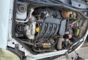 Utilitarios - Renault Kangoo 2015 GNC 168000Km - En Venta