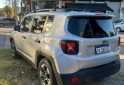Camionetas - Jeep RENEGADE 2016 Nafta 150000Km - En Venta
