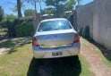 Autos - Renault Simbol 2011 Nafta 102000Km - En Venta