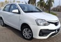 Autos - Toyota Etios XS 2018 Nafta 110000Km - En Venta