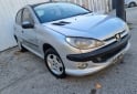 Autos - Peugeot 206 2003 Nafta 200000Km - En Venta