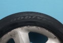 Accesorios para Autos - Llantas Focus 2 con cubiertas - En Venta