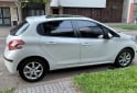 Autos - Peugeot 208 Allure Touchscreen 1. 2016 Nafta 65000Km - En Venta