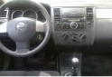 Autos - Nissan Tiida Visia 1.8 6MT sedan 2008 Nafta 235000Km - En Venta