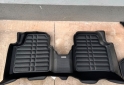 Accesorios para Autos - Juego de alfombras termoformadas Ziel - En Venta