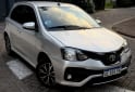 Autos - Toyota XLS 2020 Nafta 48000Km - En Venta