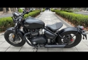 Motos - Triumph Boneville bobber 2018 Nafta 7830Km - En Venta