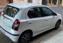 Autos - Toyota Estíos Platinium 2018 Nafta 77000Km - En Venta