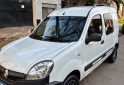 Utilitarios - Renault Kangoo 2017 GNC 180000Km - En Venta