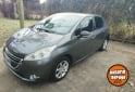 Autos - Peugeot 208 allure 1.5 Touchscree 2014 Nafta 124000Km - En Venta