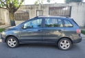 Autos - Volkswagen Suran highline 2007 Nafta 197000Km - En Venta