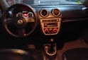 Autos - Volkswagen Voyage 2012 GNC 290000Km - En Venta