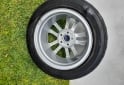 Accesorios para Autos - Llanta con cubierta para focos 3 impecable - En Venta