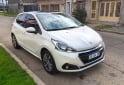 Autos - Peugeot 208 Feline 2018 Nafta 60100Km - En Venta