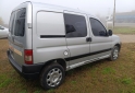 Utilitarios - Peugeot Partner 2011 Diesel 111111Km - En Venta